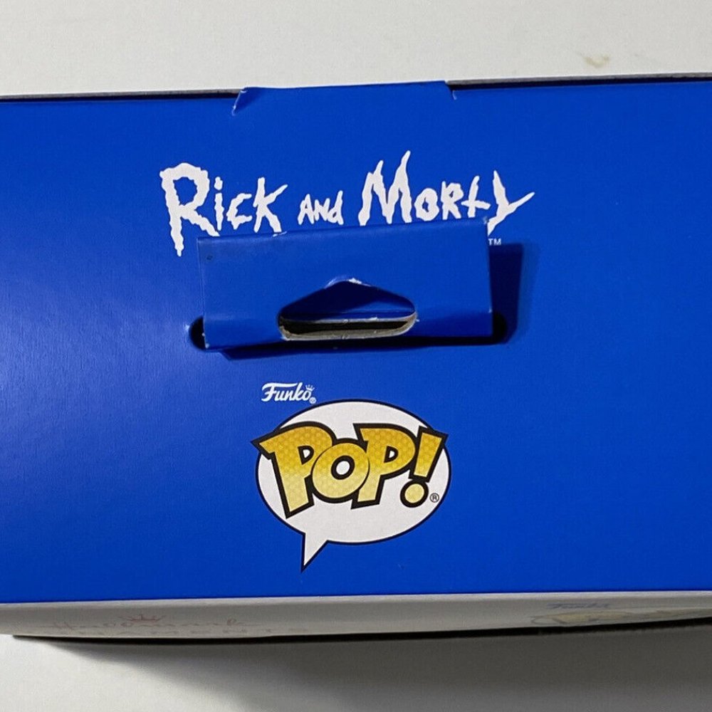 2022 Hallmark Funko Pop! Rick and Morty Rick & Snowball Ornament Set of 2 NEW - Picture 3 of 8